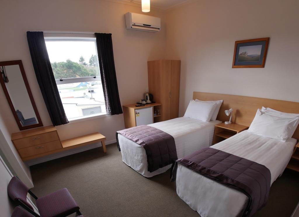 Masonic Hotel Waitara Zimmer foto