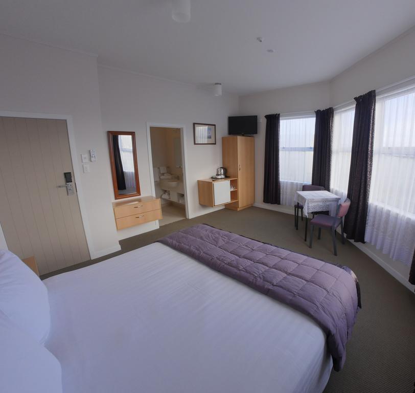 Masonic Hotel Waitara Zimmer foto